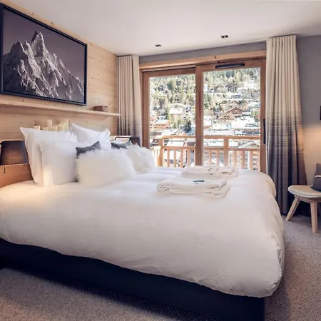 Chalet Zermatt: A Serene Sanctuary At The Edge شاليه *