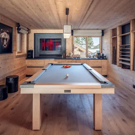 Chalet Zermatt: A Serene Sanctuary At The Edge シャレー